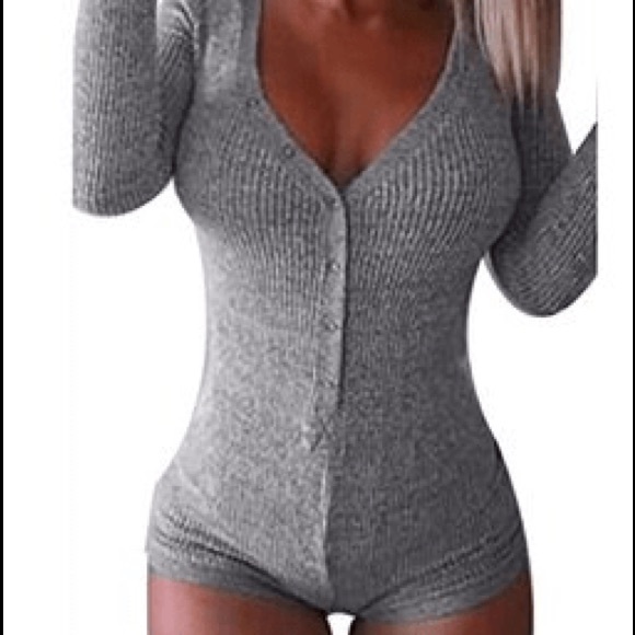 Moxeay Other - Moxeay Size L New With Tags Romper Gray